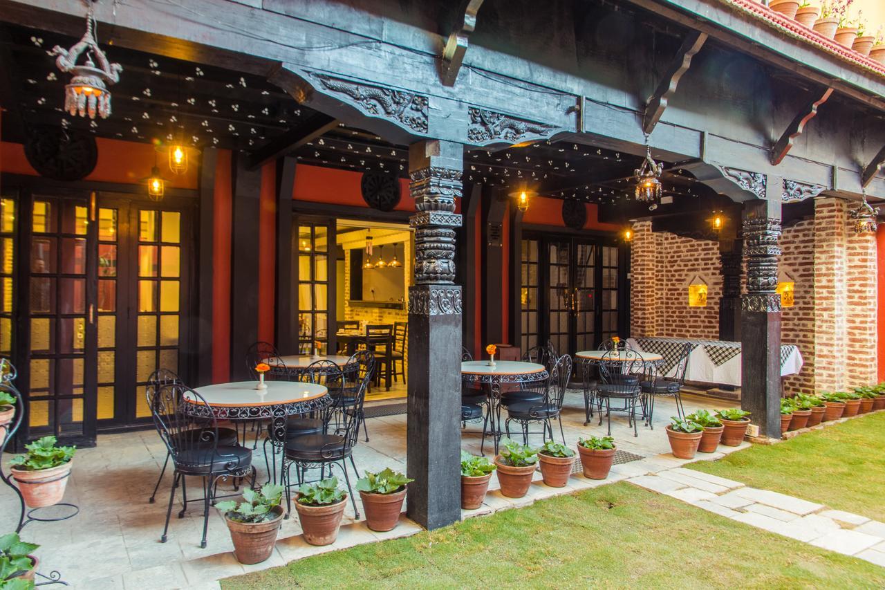Harati Manor Inn Катманду Екстериор снимка
