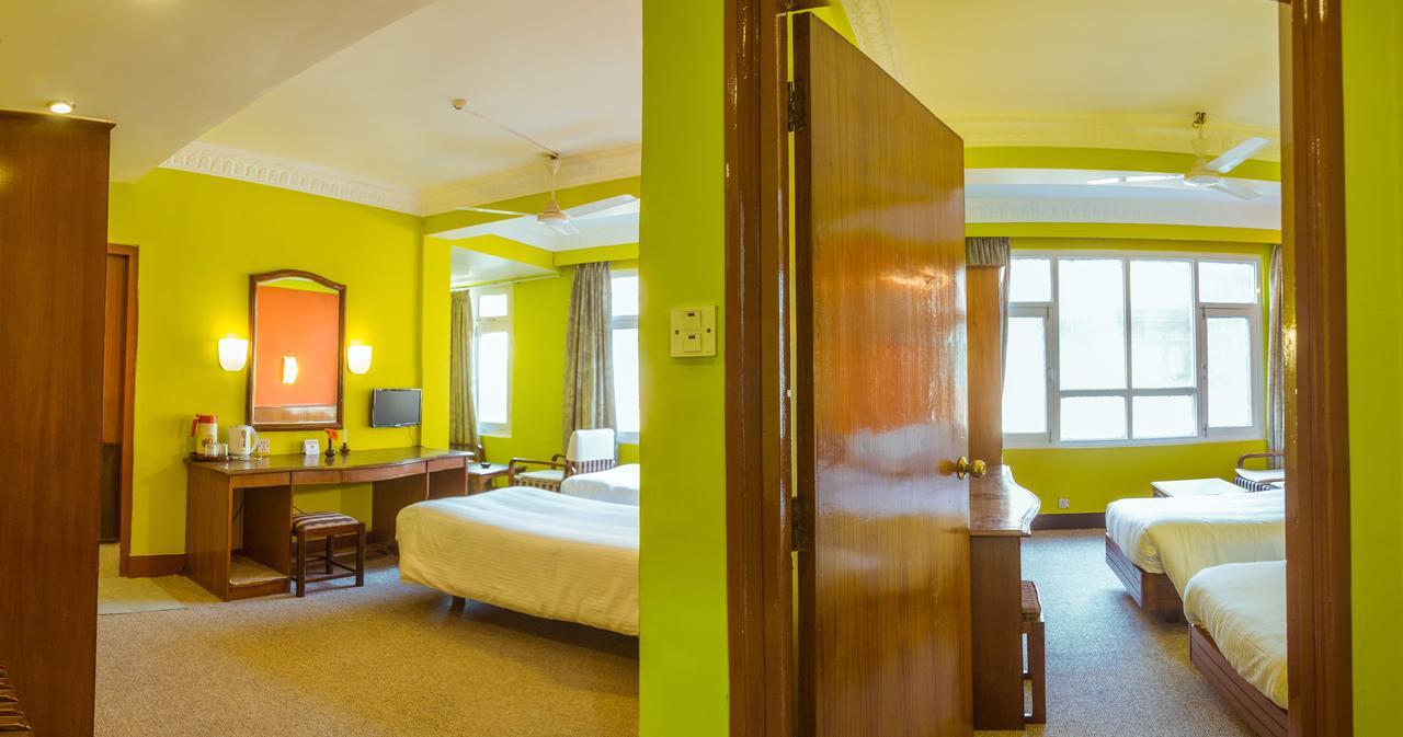 Harati Manor Inn Катманду Екстериор снимка