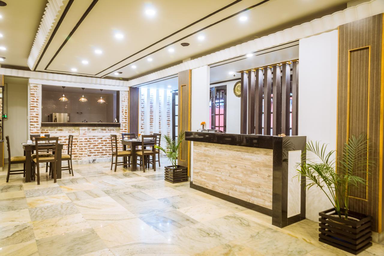Harati Manor Inn Катманду Екстериор снимка